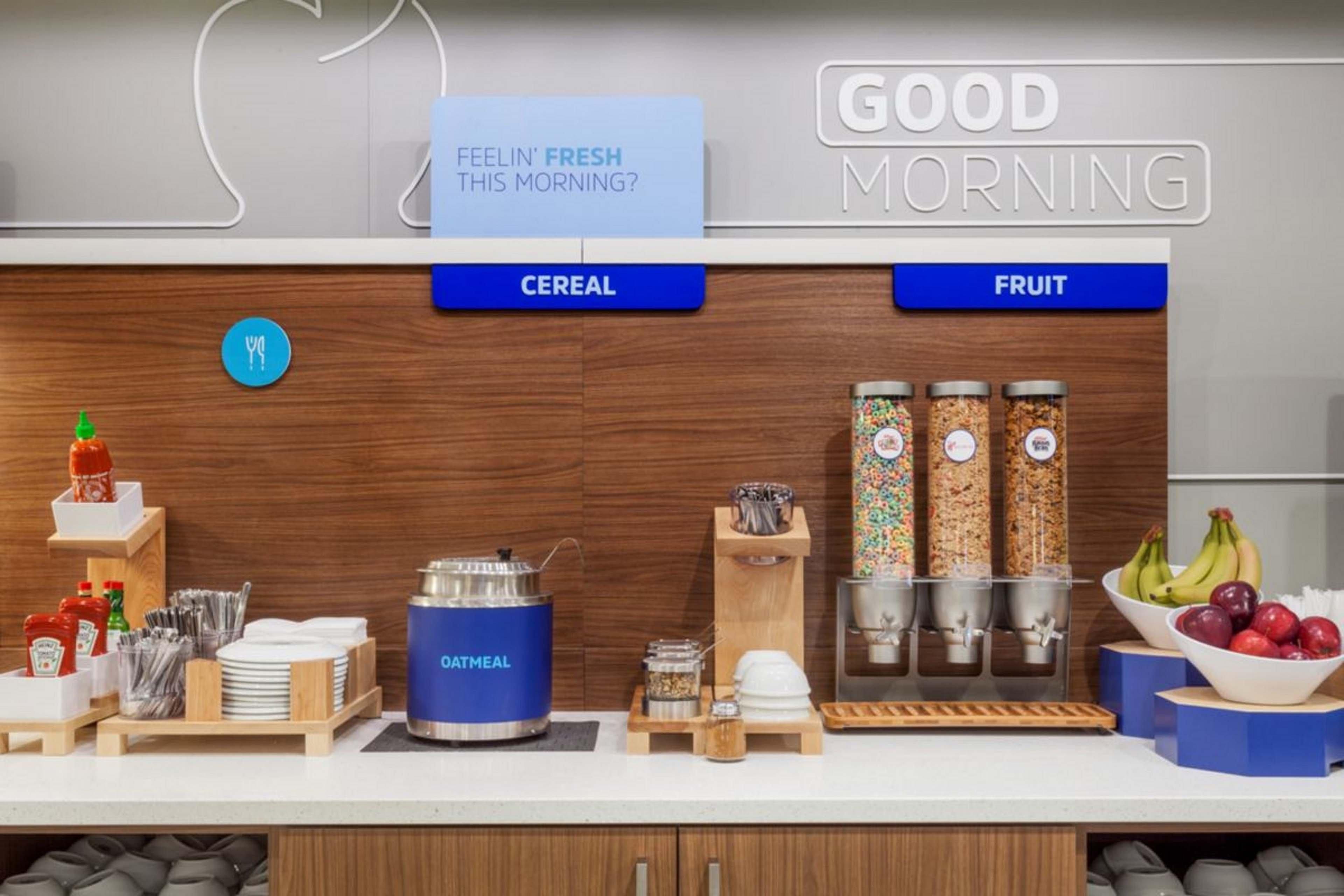 Holiday Inn Express Hotel & Suites Frankfort By Ihg Esterno foto