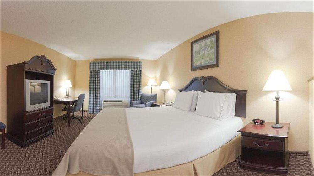 Holiday Inn Express Hotel & Suites Frankfort By Ihg Esterno foto
